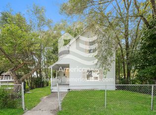 743 Diamond Ave, South Bend, IN 46628