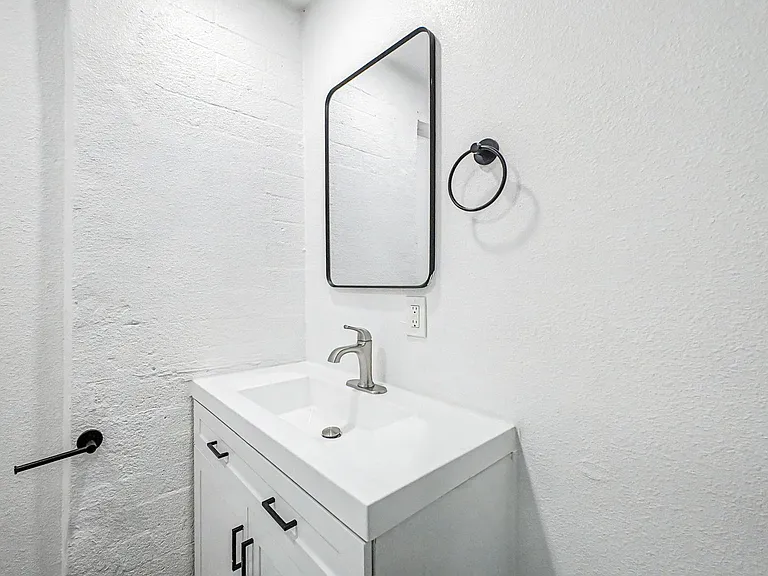 2706 W Missouri Ave #1 — Photo 13