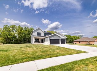 991 Stony Brook Ln, Troy, OH 45373