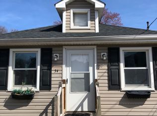 34 Clinton St, Middletown, NJ 07748