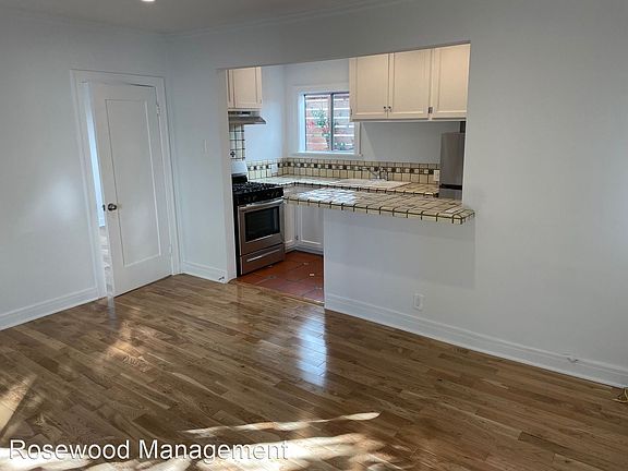 4th image of 526 N Alta Vista Blvd Unit 8