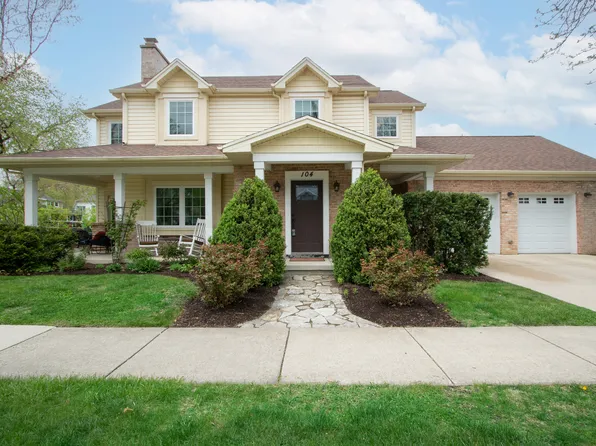 104 E Park St, Mount Prospect, IL 60005