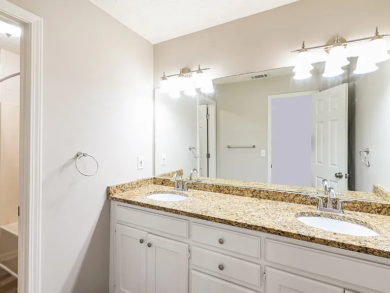 1071 Cedar Bluff Trl SW — Photo 16