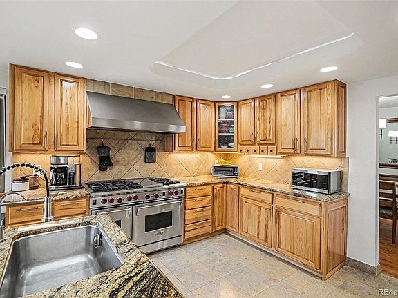 3rd image of 5462 S Ventura Court