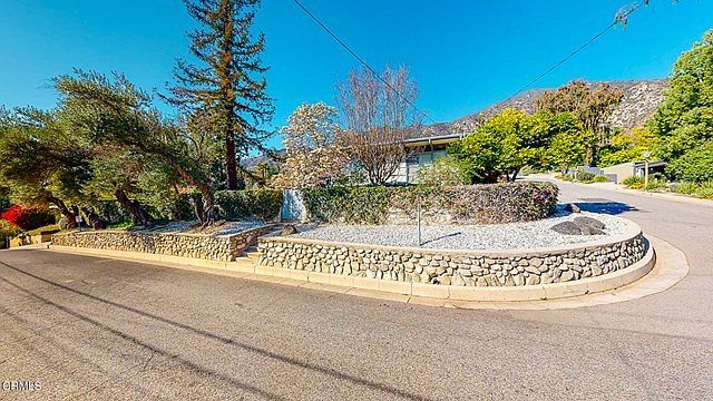 1st image of 505 N Hermosa Ave