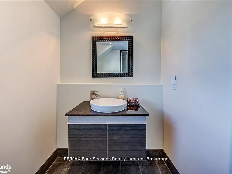12 Windrose Valley Blvd — Photo 35