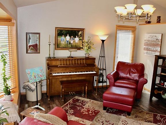 2nd image of 1309 Big Bluestem Ct