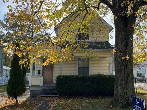 1836 E 29th St, Lorain, OH 44055