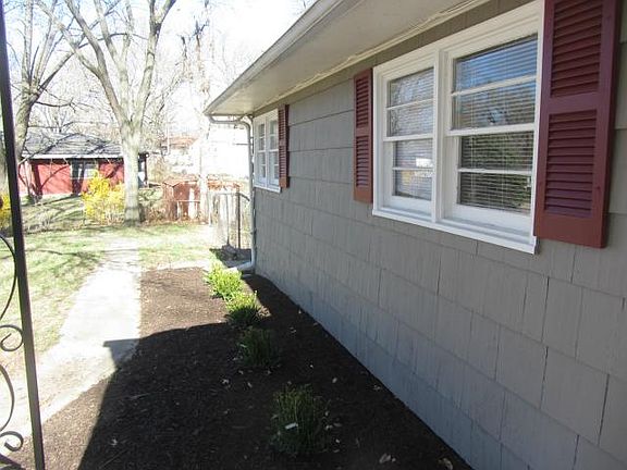 2nd image of 3800 Weaver Ct