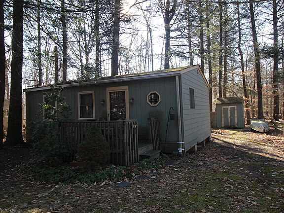 2nd image of 110 Tanglewood Dr