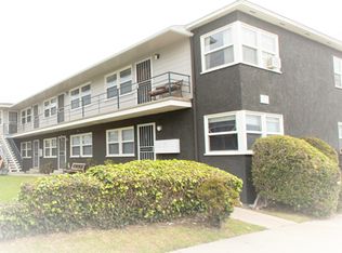 271 Glendora Ave #3, Long Beach, CA 90803