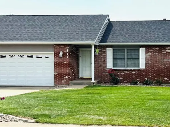 123 Rosewood Dr, Hannibal, MO 63401