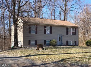 136 Falmouth Rd, Bainbridge, PA 17502