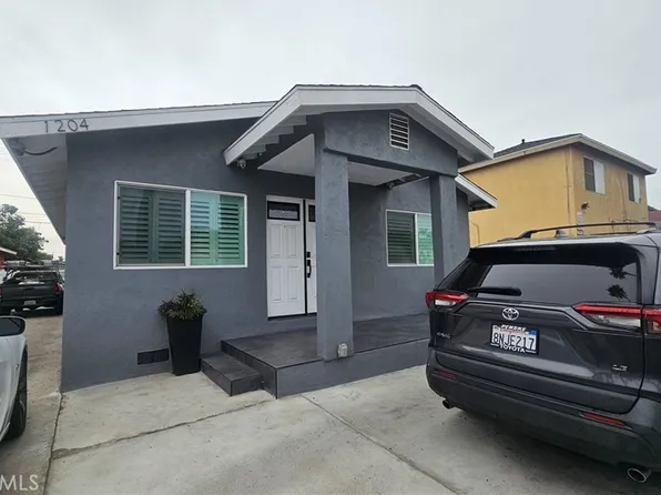 1204 E 64th St, Los Angeles, CA 90001