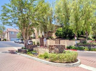 25725 Perlman Pl APT C, Stevenson Ranch, CA 91381
