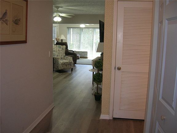 4th image of 740 Lake Orchid Cir APT 108