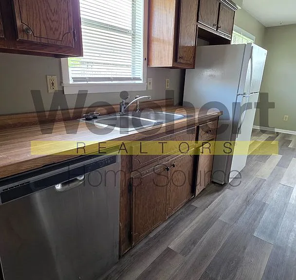 5929 Southwest Dr — Photo 6