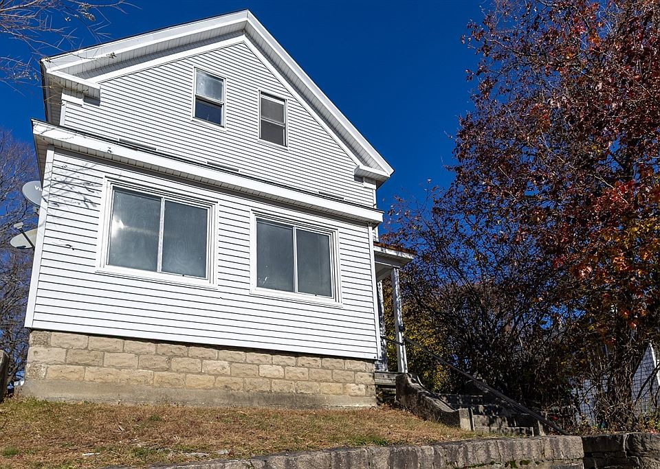 1st image of 58 Laurel St