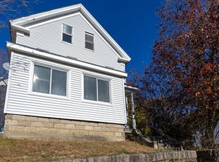 58 Laurel St, Worcester, MA 01605