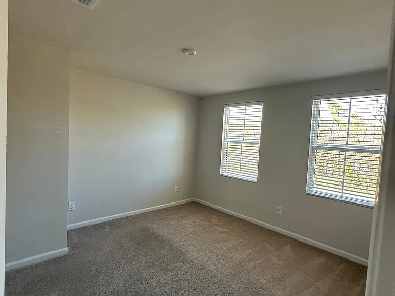 80 Hunting Wood Dr — Photo 14
