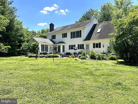 4th image of 122 Lently Farm Ln