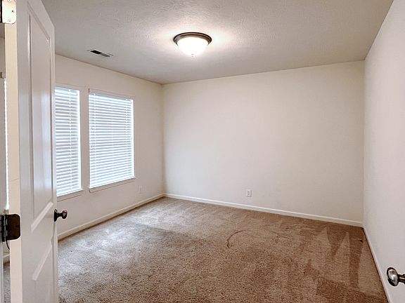 2nd image of 3254 Maitland Dr