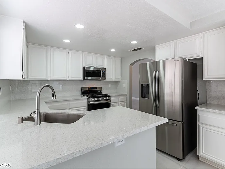 1130 Middleriver Ct — Photo 5
