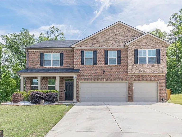 367 Noblewood Dr — Photo 4
