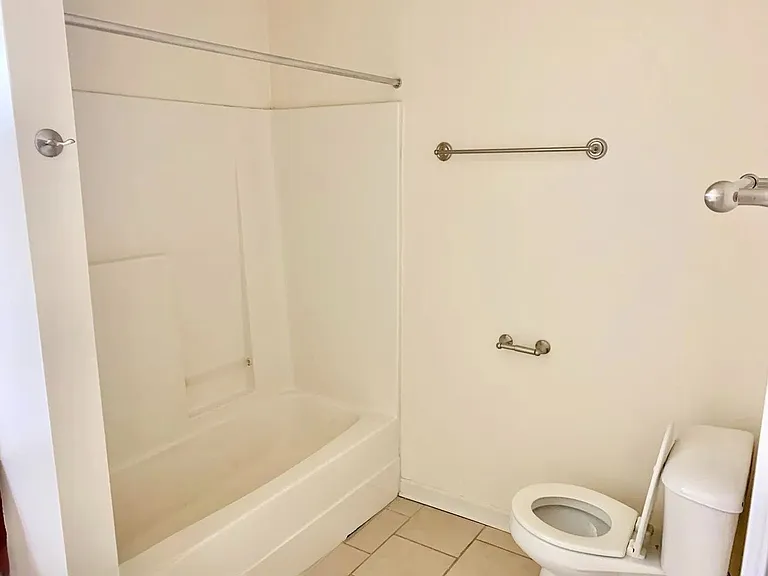 1814 Ed Temple Blvd — Photo 15