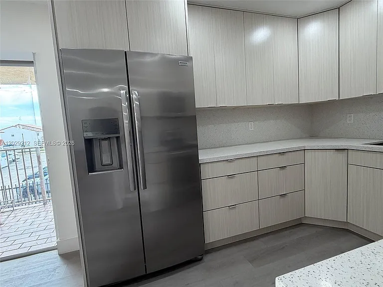 3021 W 76th St #C-201 — Photo 5