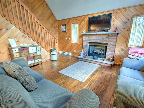4th image of 319 Parkwood Dr