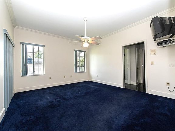 5th image of 1810 W Virginia Dr