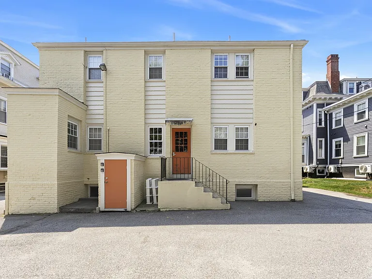 186 Waterman St #7 — Photo 12