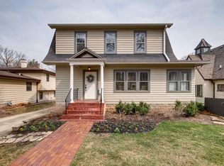 4717 Prince St, Downers Grove, IL 60515