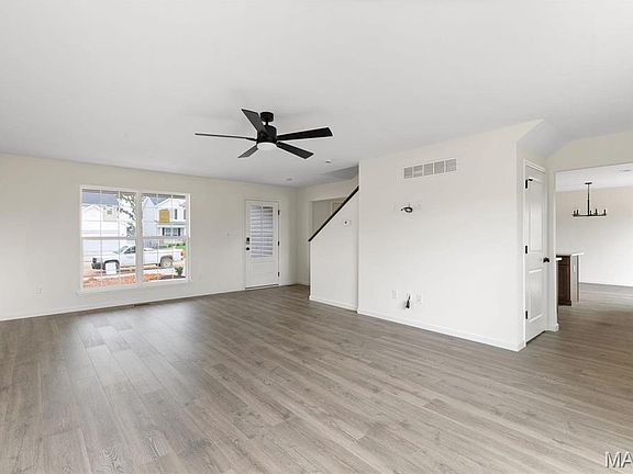 5th image of 550 Edison Way