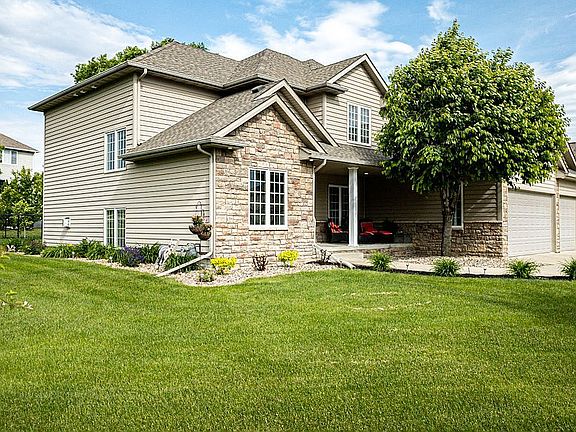 3rd image of 6600 Romford Ct
