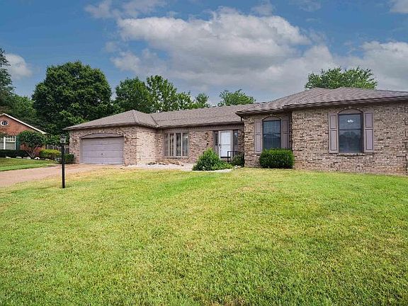 2nd image of 2838 Acorn Ct