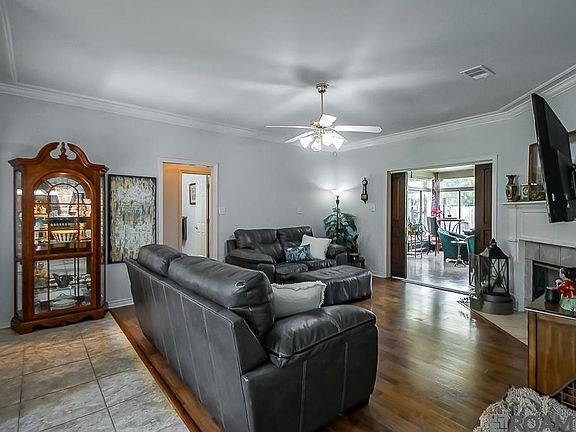 5th image of 38152 Willow Lake Ave E