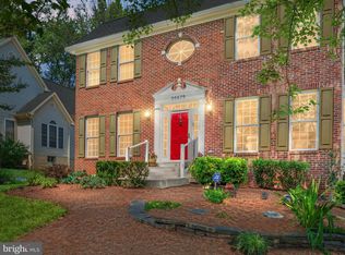 20679 Smithfield Ct, Sterling, VA 20165