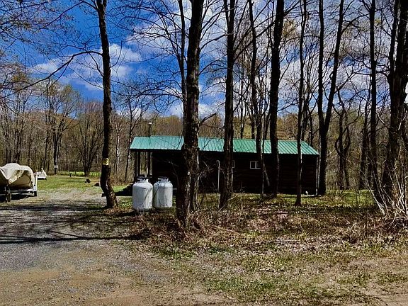 4th image of 168 Carpenter Rd