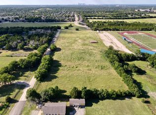 5 Mask Dr, Dallas, TX 75241