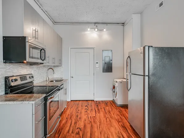 2029 Montrose St APT 303, Philadelphia, PA 19146