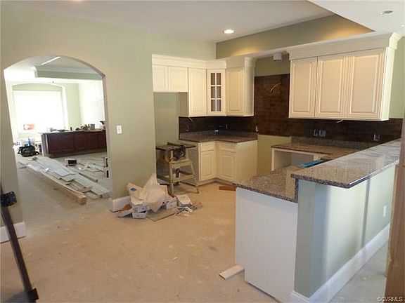 5th image of 616 N 31st St