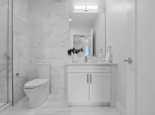 300 Border St #PENTHOUSE, Boston, MA 02128