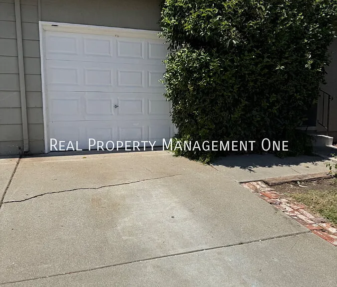 3818 Harbor St — Photo 1