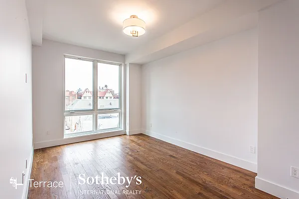 Rented by Terrace Sotheby's International Realty | media 19