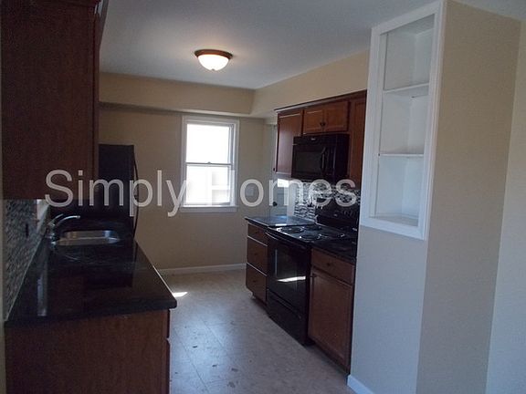 5th image of 7215 S 41st Ave