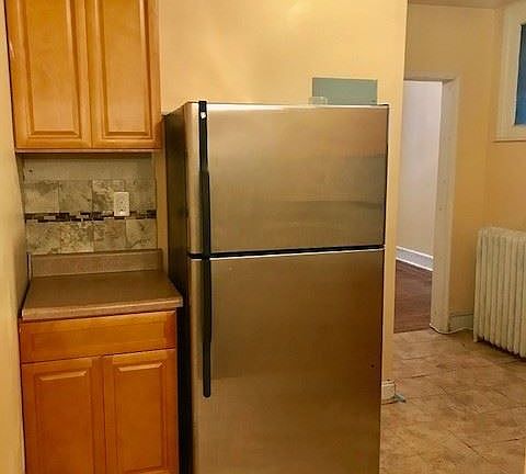 5th image of 2810 W Oxford St #1