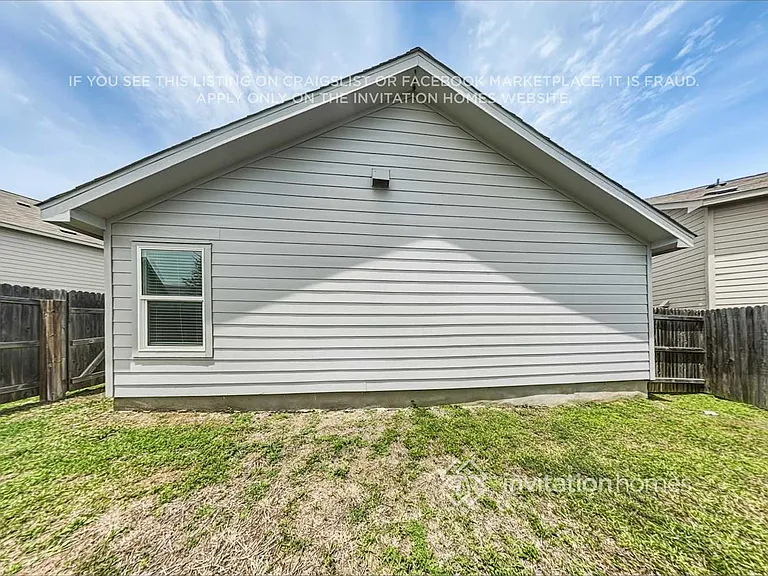 136 Parish Ln — Photo 6