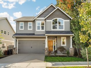 18843 Autumn Crest Pl, Oregon City, OR 97045